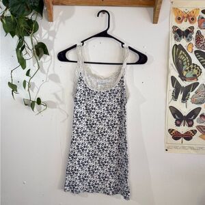 Lace blue floral tank top